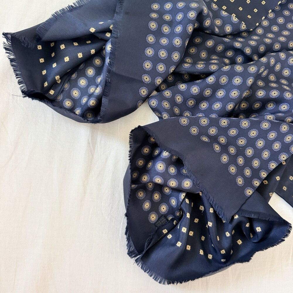 Vintage Bergdorf Goodman Italy Silk Scarf Navy Gold Reversible Double Layer Luxe - Picture 13 of 14